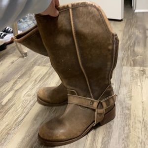 Brown zip up boots